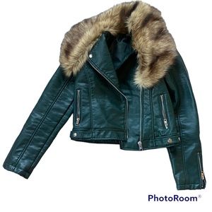 Dark green biker zip jacket faux fur vegan fake leather s forever21 damaged
